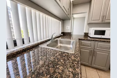 17011 N Bay Rd #503, Sunny Isles Beach, FL 33160 - Photo 9