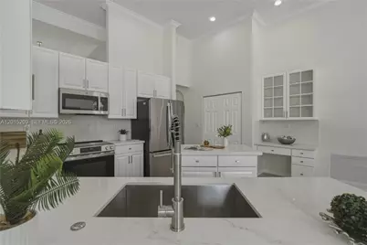 1836 NW 139th Ave, Pembroke Pines, FL 33028 - Photo 15