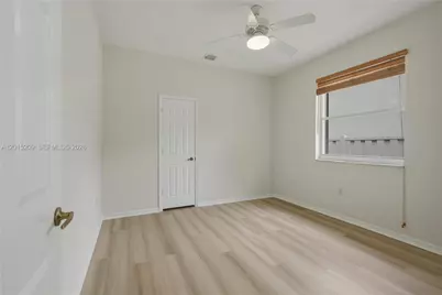 1836 NW 139th Ave, Pembroke Pines, FL 33028 - Photo 23