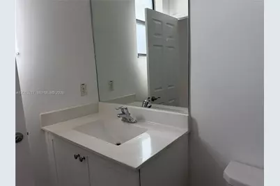 10606 W 33rd Way #10606, Hialeah, FL 33018 - Photo 19