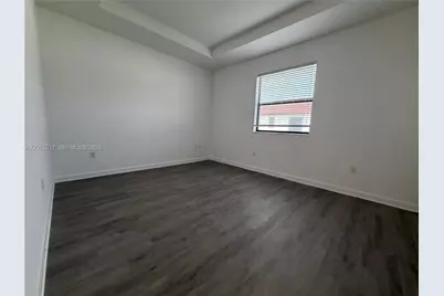 10606 W 33rd Way #10606, Hialeah, FL 33018 - Photo 17
