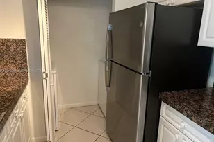 19555 E Country Club Dr, Aventura, FL 33180 - Photo 13