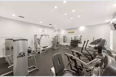 19555 E Country Club Dr #8408, Aventura, FL 33180 - Photo 21