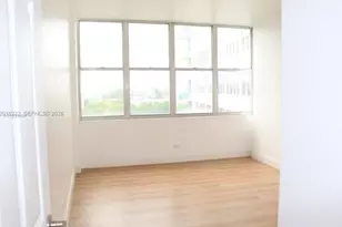 7441 Wayne Ave, Miami Beach, FL 33141 - Photo 9