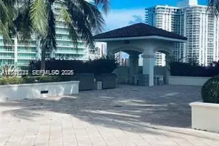 20000 E Country Club Dr, Aventura, FL 33180 - Photo 19