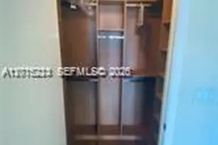 20000 E Country Club Dr, Aventura, FL 33180 - Photo 13