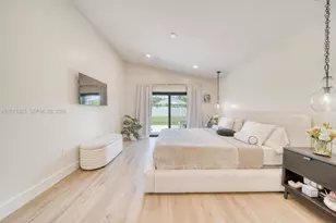 77 Gables Blvd, Weston, FL 33326 - Photo 25