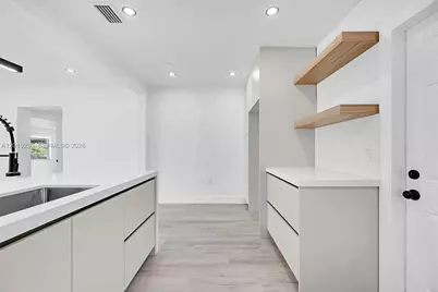 12621 NW 22nd Ct, Miami, FL 33167 - Photo 11