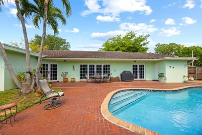 21141 NE 21st Ct, Miami, FL 33179 - Photo 17