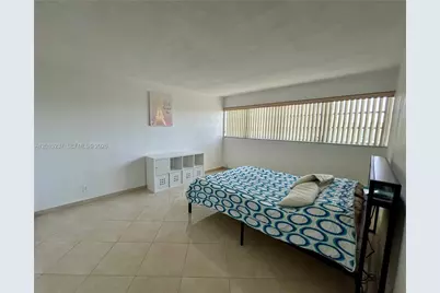 215 SE 3rd Ave #408C, Hallandale Beach, FL 33009 - Photo 5