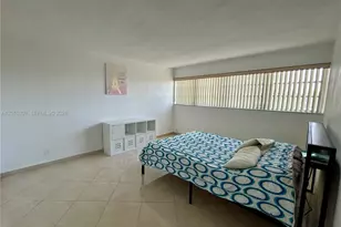 215 SE 3rd Ave, Hallandale Beach, FL 33009 - Photo 5