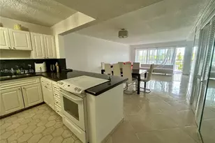 215 SE 3rd Ave, Hallandale Beach, FL 33009 - Photo 3