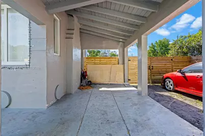 1780 NW 49th St, Miami, FL 33142 - Photo 35