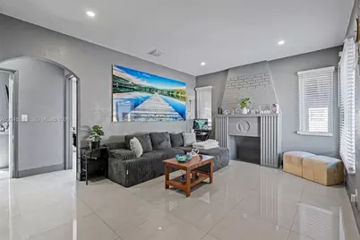 1780 NW 49th St, Miami, FL 33142 - Photo 11