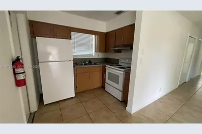 5210 NW 16th St, Lauderhill, FL 33313 - Photo 23
