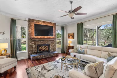 4903 Jenni Lin Ct, Valrico, FL 33596 - Photo 3