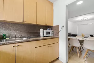 301 86th St, Miami Beach, FL 33141 - Photo 9