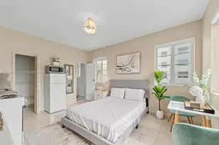 301 86th St, Miami Beach, FL 33141 - Photo 3