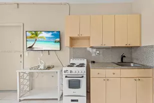 301 86th St, Miami Beach, FL 33141 - Photo 1