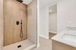 8207 SW 26th Pl, Davie, FL 33328 - Photo 15