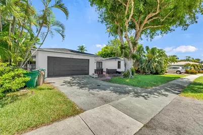 8207 SW 26th Pl, Davie, FL 33328 - Photo 41