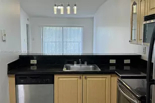 9977 Nob Hill Ln, Sunrise, FL 33351 - Photo 5