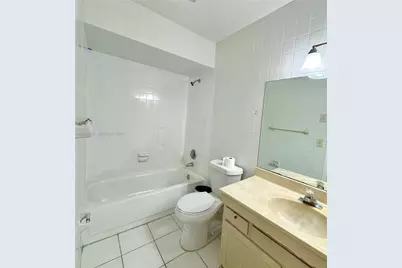 2500 SW 81st Ave #401, Davie, FL 33324 - Photo 7