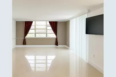2780 NE 183rd St #717, Aventura, FL 33160 - Photo 7