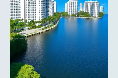 2780 NE 183rd St #717, Aventura, FL 33160 - Photo 25