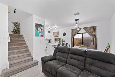 11871 SW 247th Ter, Homestead, FL 33032 - Photo 7
