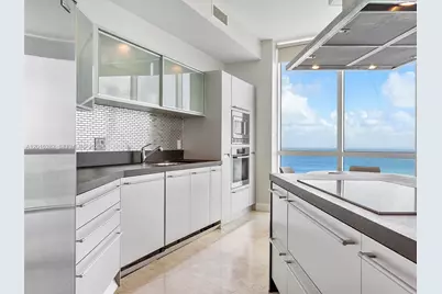 18201 Collins Ave #4009, Sunny Isles Beach, FL 33160 - Photo 37