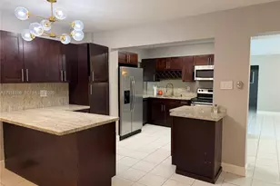 7425 SW 118th St, Pinecrest, FL 33156 - Photo 3