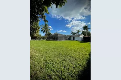 7425 SW 118th St #0, Pinecrest, FL 33156 - Photo 9