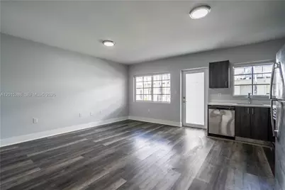 331 85th St #3, Miami Beach, FL 33141 - Photo 7