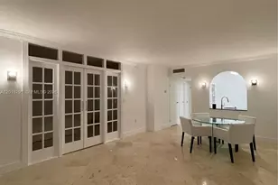3625 N Country Club Dr, Aventura, FL 33180 - Photo 15