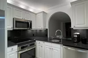 3625 N Country Club Dr, Aventura, FL 33180 - Photo 9