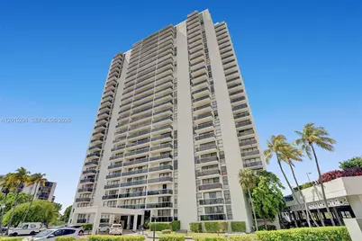 3625 N Country Club Dr #907, Aventura, FL 33180 - Photo 41