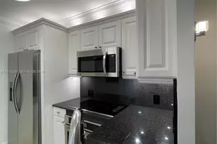 3625 N Country Club Dr, Aventura, FL 33180 - Photo 5
