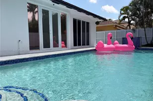 7814 NW 165th St, Miami Lakes, FL 33016 - Photo 13