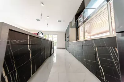 7814 NW 165th St, Miami Lakes, FL 33016 - Photo 55