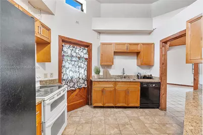 4561 NW 79th Ave, Lauderhill, FL 33351 - Photo 17