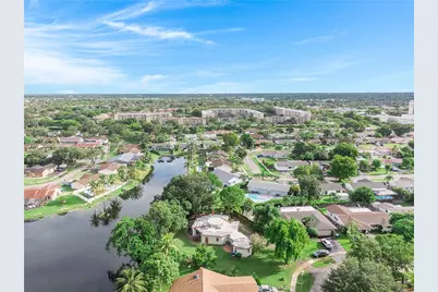 4561 NW 79th Ave, Lauderhill, FL 33351 - Photo 35