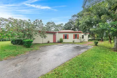 4561 NW 79th Ave, Lauderhill, FL 33351 - Photo 45