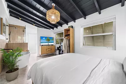 723 NE 112th St, Biscayne Park, FL 33161 - Photo 23