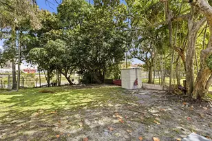 13 S Royal Poinciana Blvd, Miami Springs, FL 33166 - Photo 19