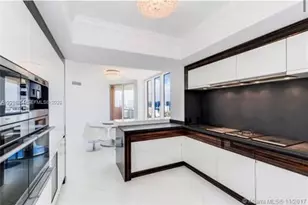 17875 Collins Ave, Sunny Isles Beach, FL 33160 - Photo 5