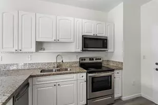 5090 SW 136th Ave, Miramar, FL 33027 - Photo 9