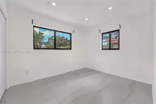 621 SW 33rd Ave, Miami, FL 33135 - Photo 9