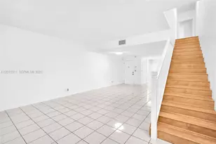 800 Sorrento Dr, Weston, FL 33326 - Photo 17