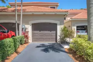 800 Sorrento Dr, Weston, FL 33326 - Photo 47